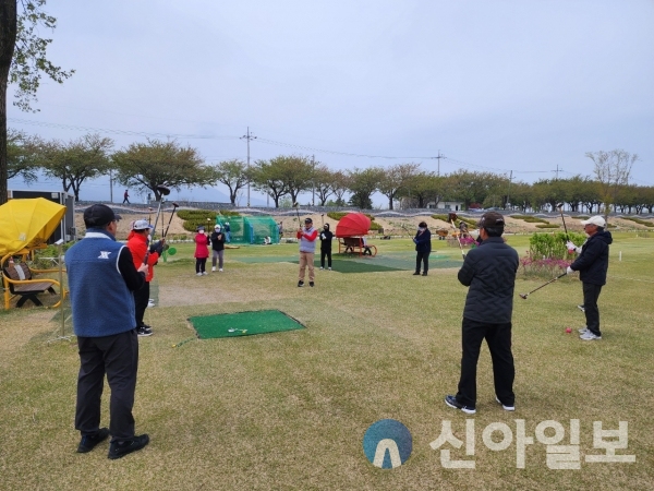 강원 양양군, 주민자치센터 교육 교실_파크골프 (사진=양양군)