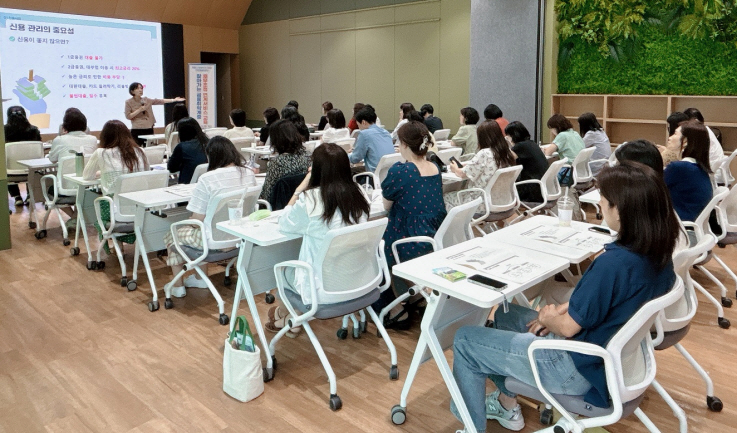 광명시, 금융취약계층의 빠른 재기를 위한 채무조정-복지지원 연계 서비스 교육 실시(사진=광명시청 제공)