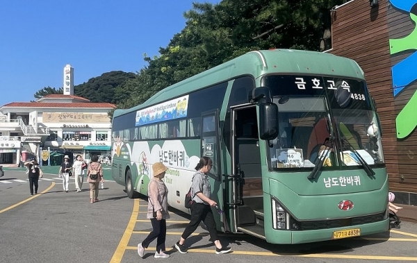 남도한바퀴 운행 모습.(사진=전남도)