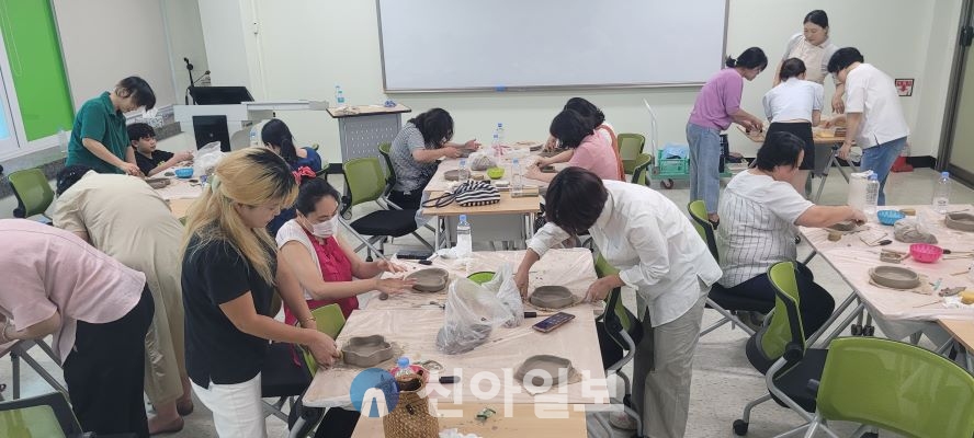 공예-(학부모체험강좌만나유-9.23.). 사진=대전평생학습관