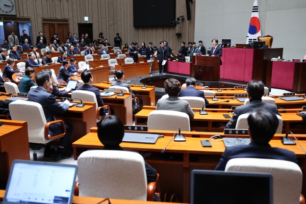 국민의힘 권성동 원내대표가 16일 국회에서 열린 의원총회에 참석해 발언하고 있다. (사진=연합뉴스)