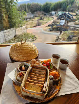 한옥호텔 조식 서비스/ 하동군