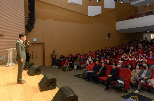 양천문화원 '2023 제22회 종합예술제' 참석 인사말 하는 이기재 양천구청(사진=김용만기자)